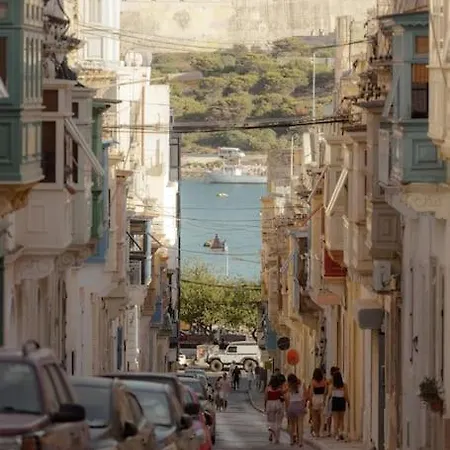 Designer 2br In The Heart Of With Wifi By 360 Estates Apartament