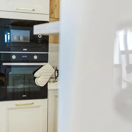 Designer 2br In The Heart Of With Wifi By 360 Estates Apartament *