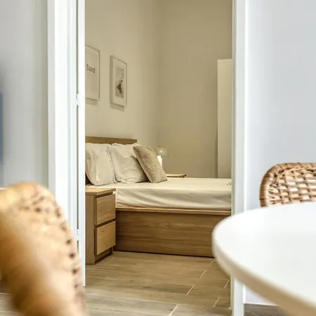 Designer 2br In The Heart Of With Wifi By 360 Estates Apartament Sliema