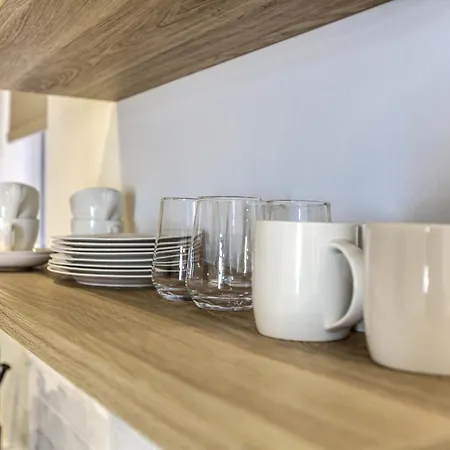 Designer 2br In The Heart Of With Wifi By 360 Estates