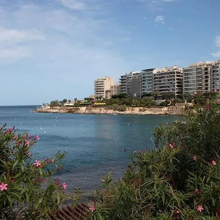 Διαμέρισμα Designer 2br In The Heart Of With Wifi By 360 Estates