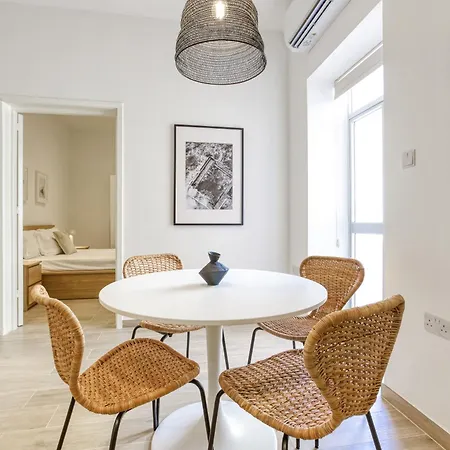 Διαμέρισμα Designer 2br In The Heart Of With Wifi By 360 Estates *