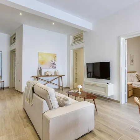 Appartamento Designer 2br In The Heart Of With Wifi By 360 Estates Sliema