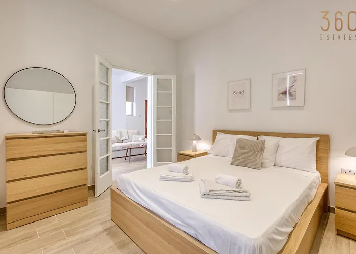 아파트 Designer 2br In The Heart Of With Wifi By 360 Estates 슬리에마