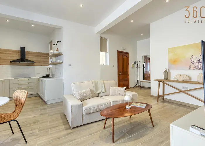 Designer 2br In The Heart Of With Wifi By 360 Estates * 슬리에마